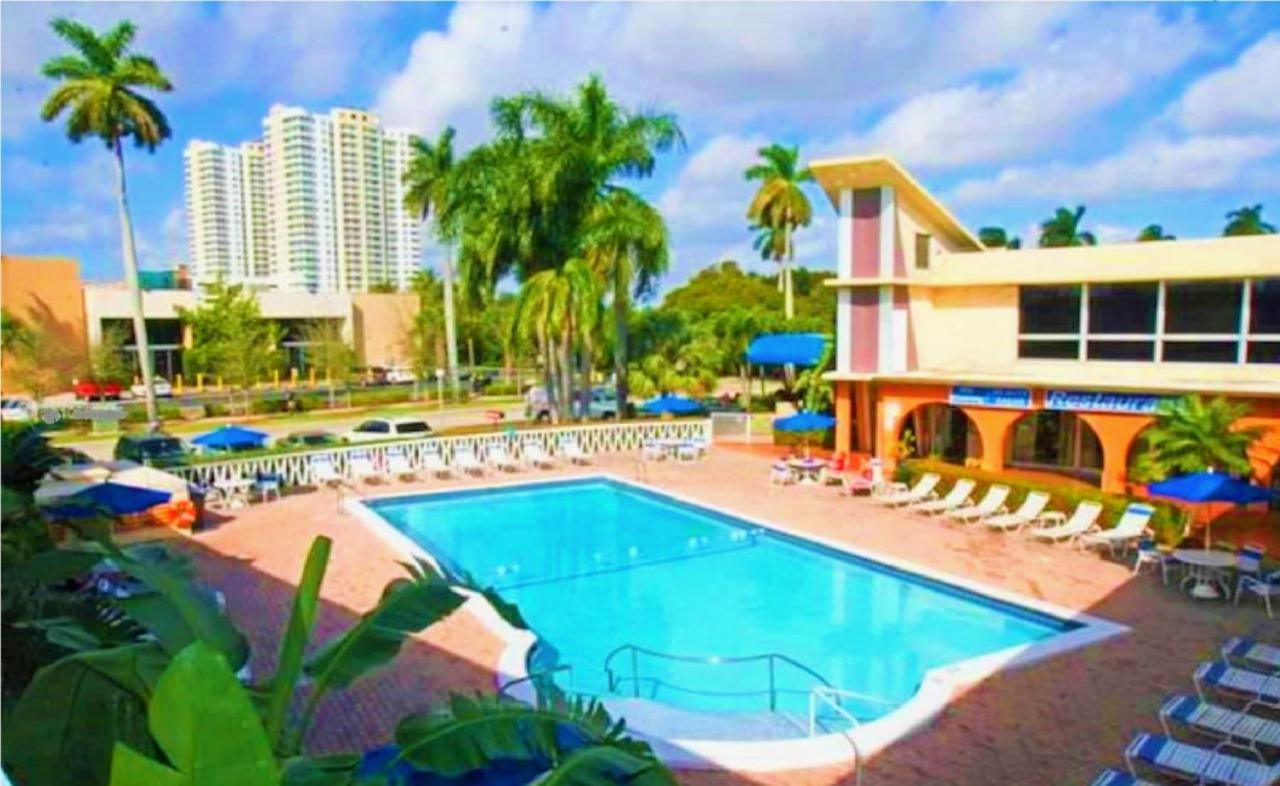 Bposhtels Hollywood Florida Hostel Exterior photo